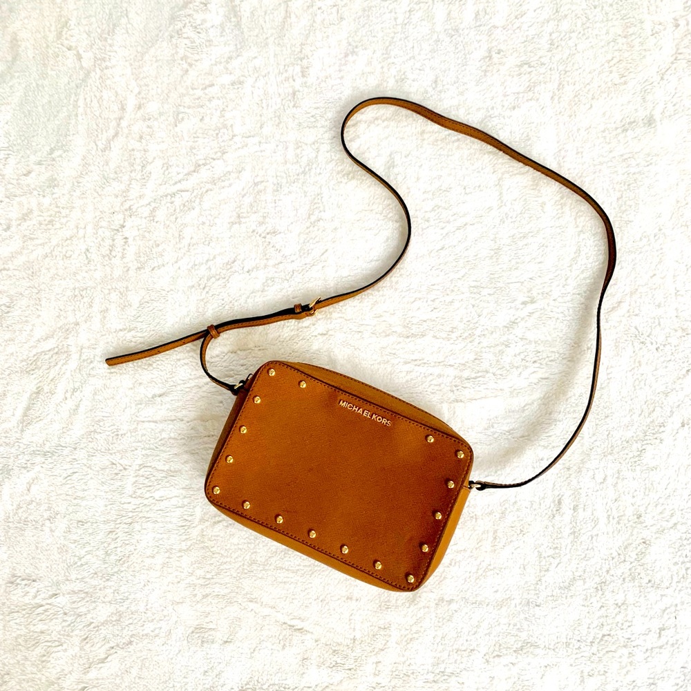 SOLD!! Michael Kors crossbody purse